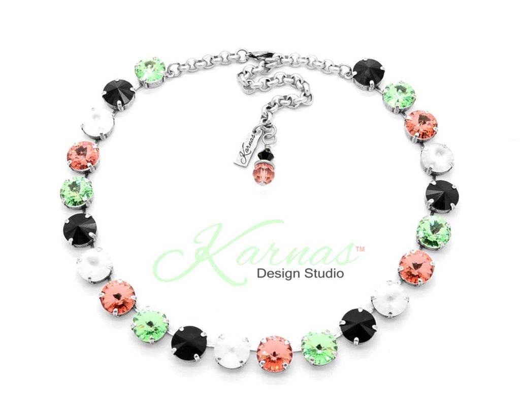 Sunbathing Beauty Necklace