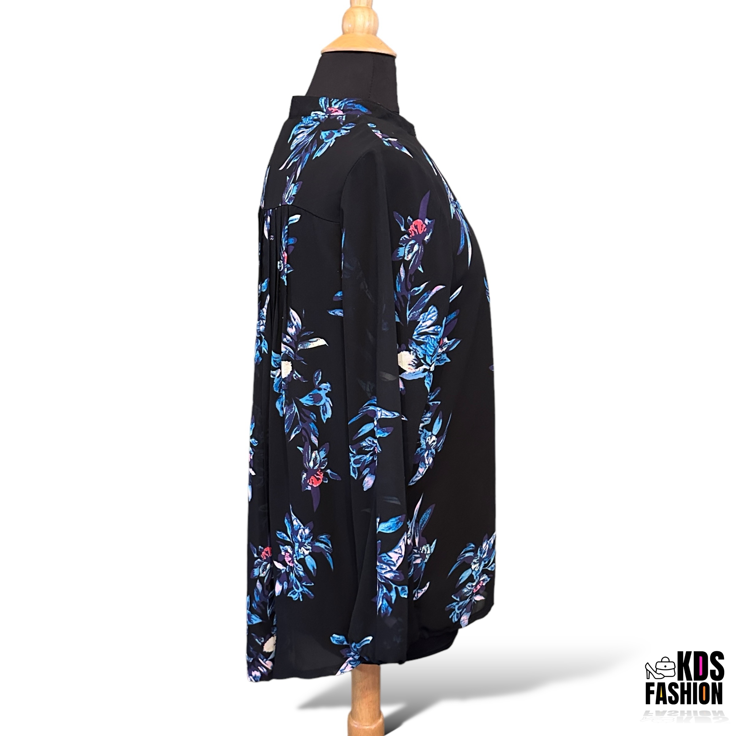 Boutique Floral High Low Pleated Keyhole Blouse LG NWOT - Image 8