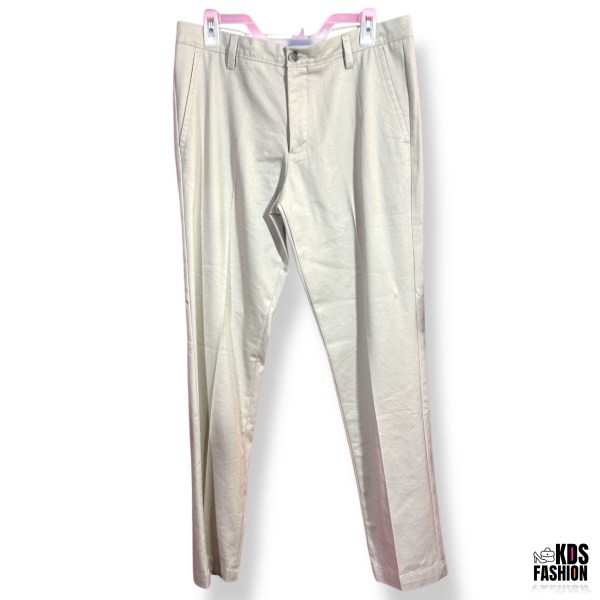 Dockers Men’s Easy Fit Khaki Pants Slim Fit 32x32 NWOT