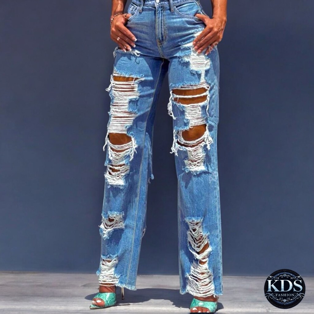 Distressed and Destructed High Rise Straight Leg Jeans SM