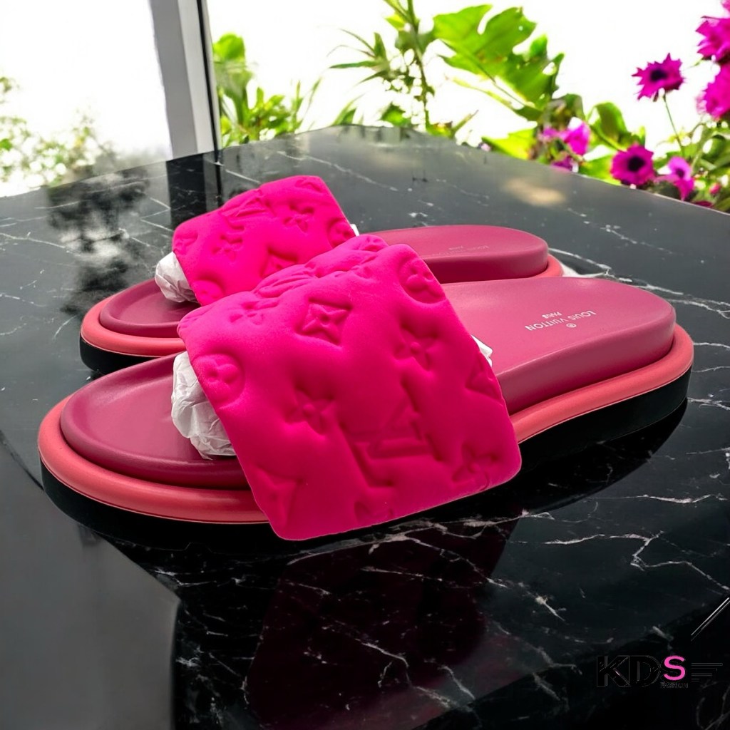 Hot Pink Velcro Pool Slides Boutique US 8.5 EU 40 NEW
