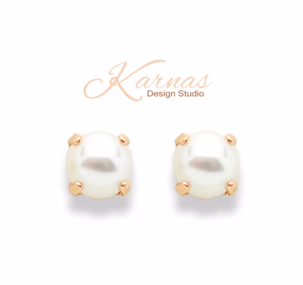 Crystal White Pearl Earrings